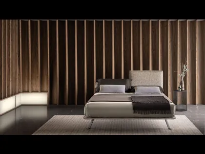 Letto in tessuto imbottito con testiera regolabile Just di Bside