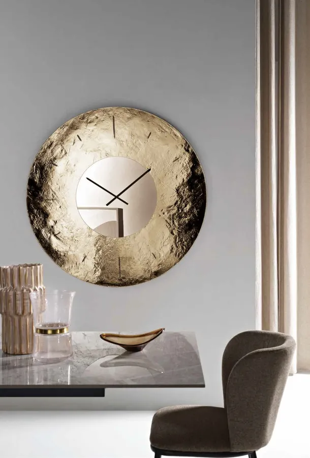 Orologio in vetro fuso martellato Space di Capodarte