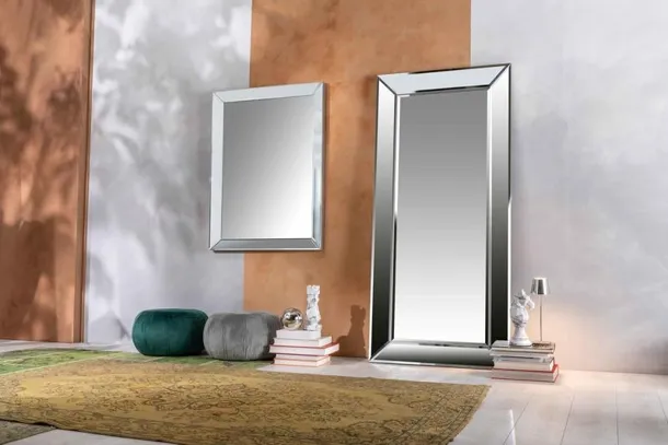 Specchio con cornice in legno finitura Argento Fedro di Stones