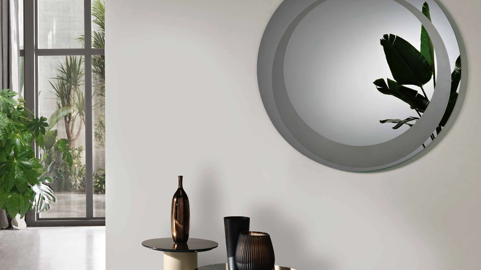 Specchio Levi con decorazione sabbiata di Capodarte