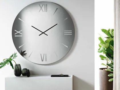 Orologio in vetro specchiato Time di Capodarte