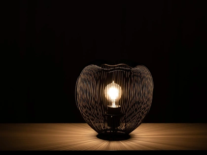 Lampada da tavolo Jaula in metallo verniciato Nero lucido di Stones