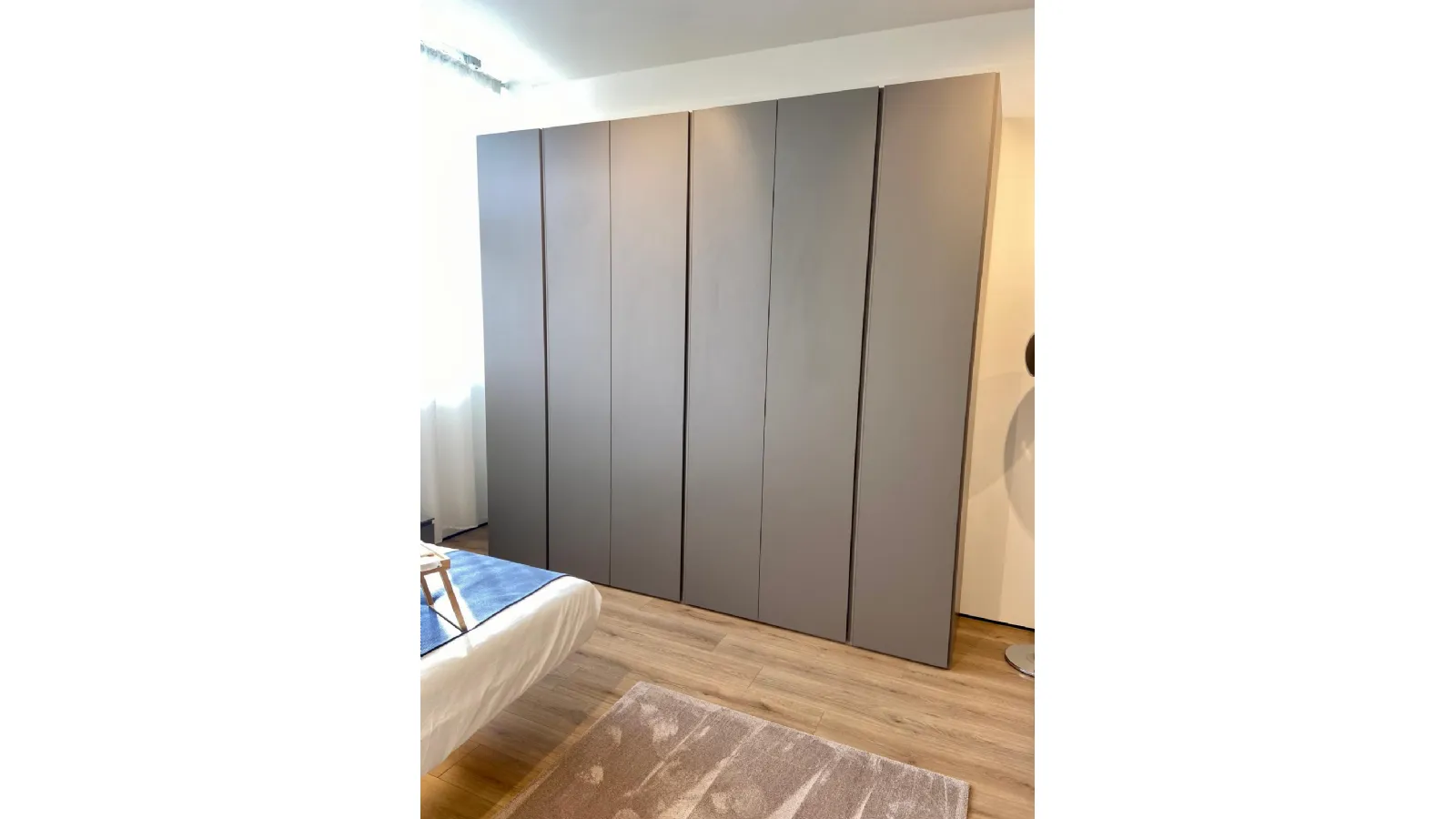 Armadio battente di Orme lineare