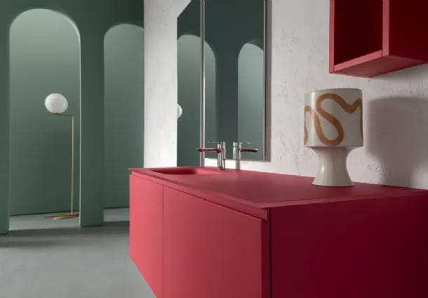 Mobile da Bagno sospeso in laccato opaco con piano con vasca integrata in cristallo B-GO BG020 di Compab