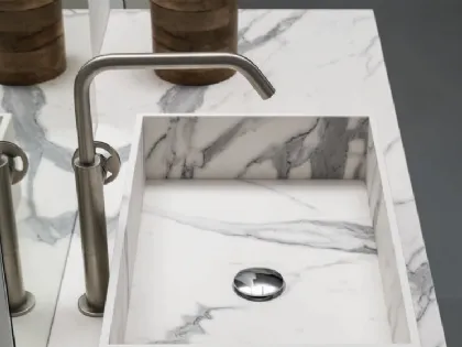 Mobile Bagno da appoggio in laccato opaco con top e lavabo in HPL effetto marmo B201 BD001 di Compab