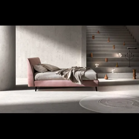 Letto con struttura in legno completamente imbottita e rivestita in tessuto Time di Bside