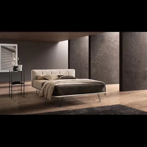 Letto con testiera Crook di Bside