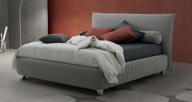 Letto matrimoniale in tessuto imbottito Eden di Rimar
