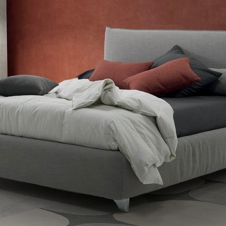 Letto matrimoniale in tessuto imbottito Eden di Rimar
