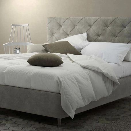 Letto matrimoniale con testiera trapuntata Maia di Rimar