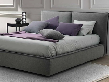 Letto matrimoniale in tessuto imbottito Norte di Rimar