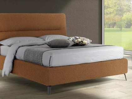 Letto matrimoniale in tessuto Orion di Rimar