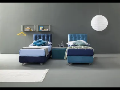 Letto singolo in tessuto imbottito con testiera trapuntata Aster di Bside