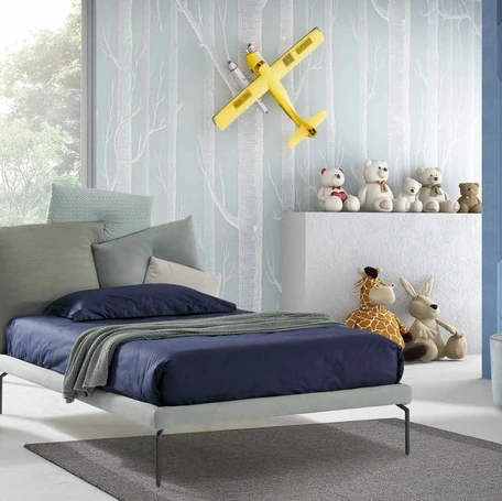 Letto singolo con testiera asimmetrica Square di Rimar