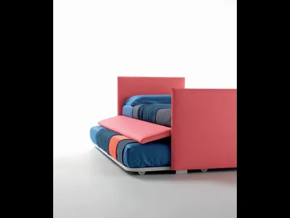 Letto singolo in tessuto con testiera e pediera con secondo letto estraibile Twice Dormeuse di Bside