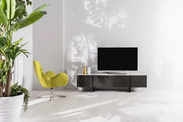 Mobile Porta Tv Alpha in MDF impiallacciato rovere con top in ceramica marmo calacatta di Stones
