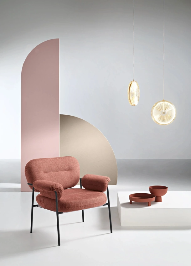 Poltrona in tessuto imbottito Cuky di Ikone Casa