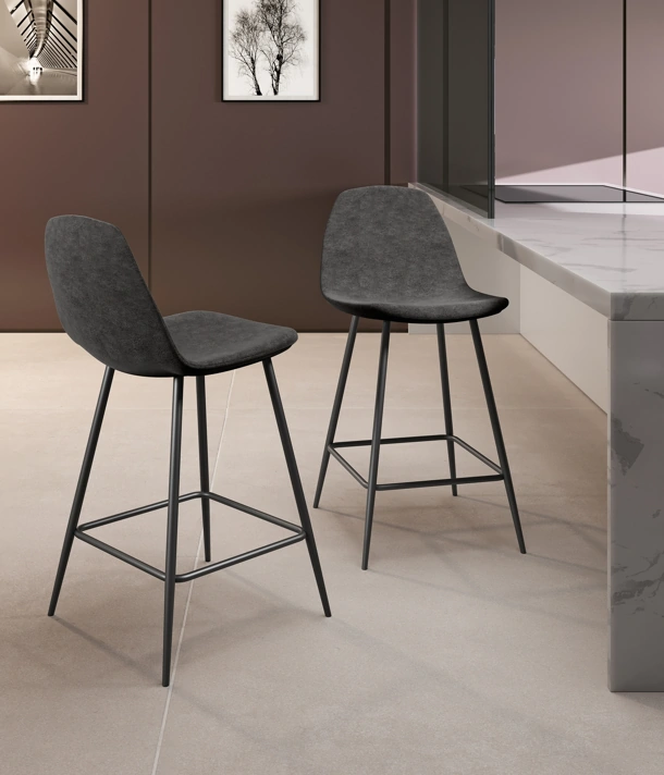 Sgabello Brigitte in ecopelle di Stones