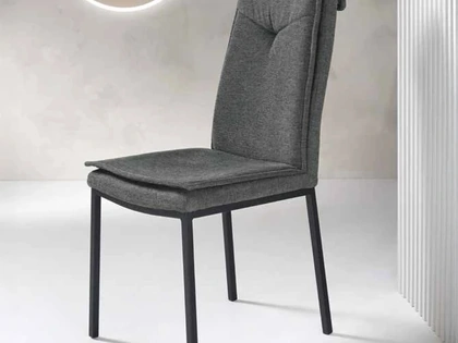 Sedia Clyde in tessuto imbottito di Capodarte