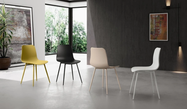 Sedia Cover in polipropilene di Stones