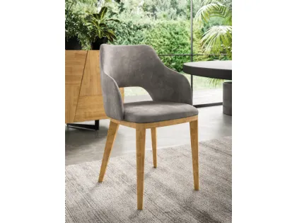Sedia Diva con gambe in legno di FGF Mobili