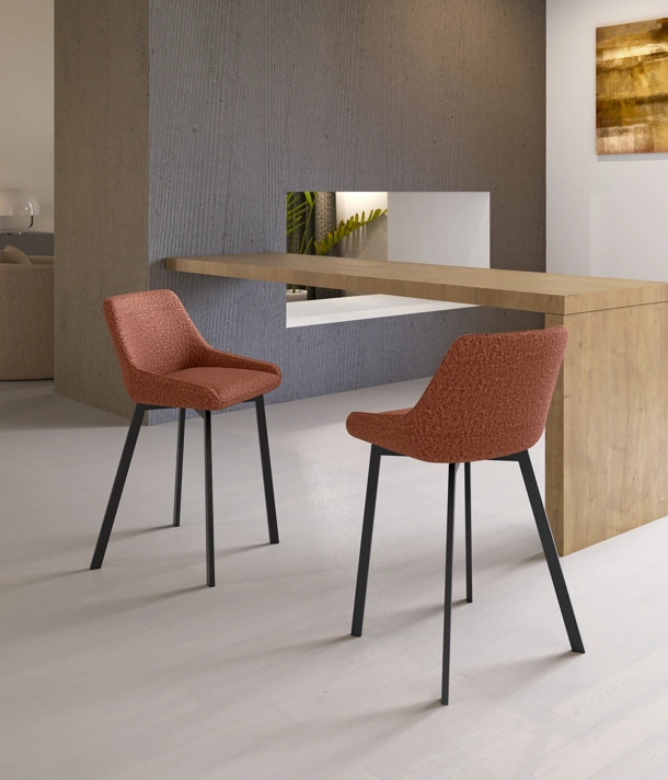 Sgabello Fox in tessuto imbottito di Stones