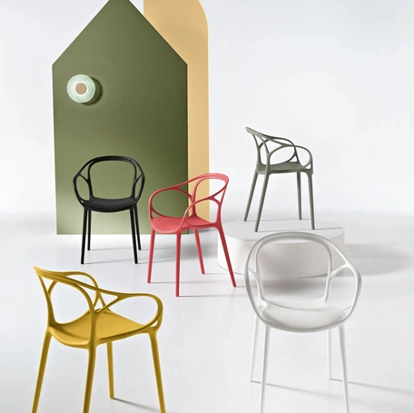 Sedia in polipropilene Hug di Ikone Casa