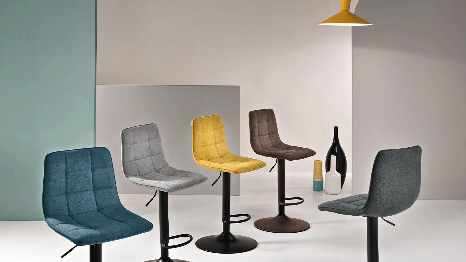 Sgabello imbottito Katerine di Ikone Casa