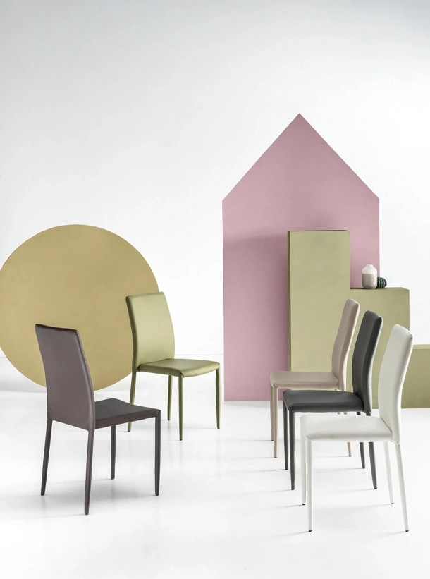 Sedia Magic in ecopelle di Ikone Casa