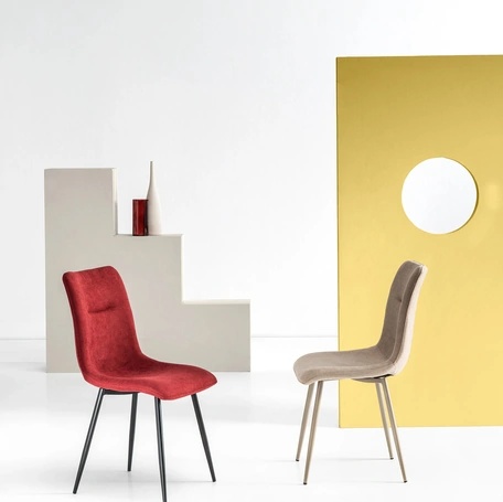 Sedia imbottita Mandy di Ikone Casa