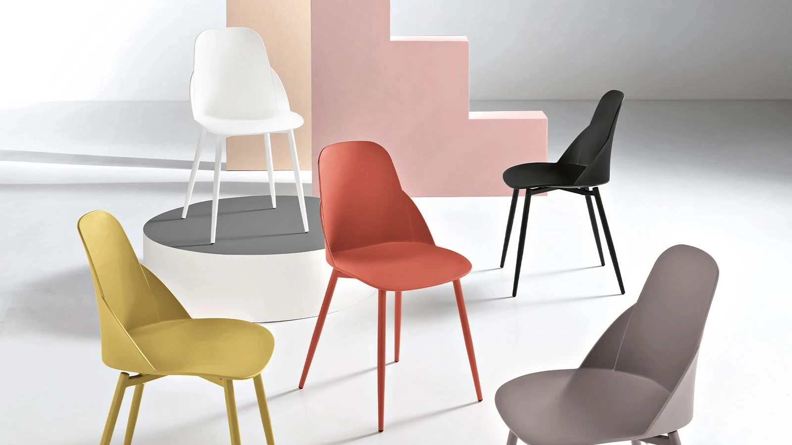 Sedia in polipropilene Mila di Ikone Casa