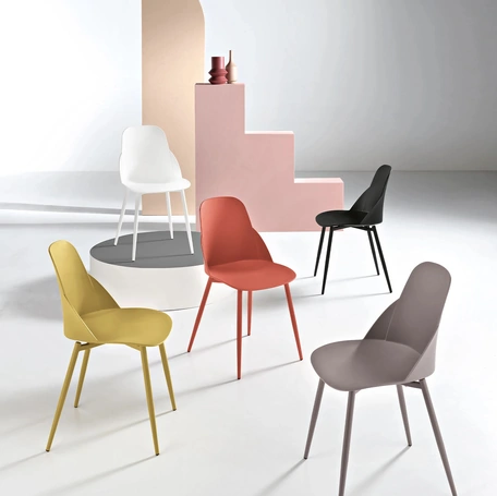 Sedia in polipropilene Mila di Ikone Casa