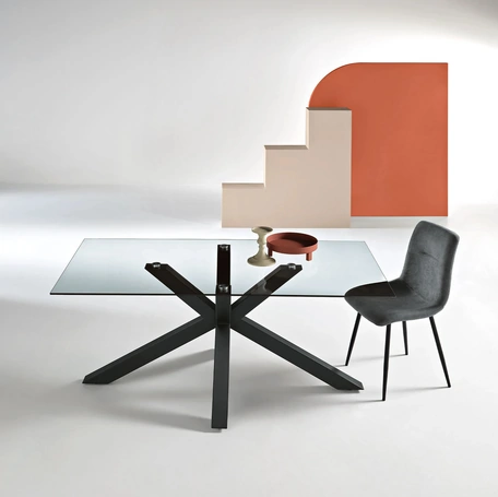 Tavolo in vetro Dante 160 di Ikone Casa