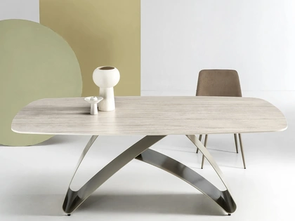 Tavolo King di Ikone Casa