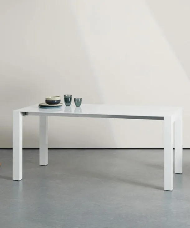 Tavolo Neal in MDF bianco di Stones