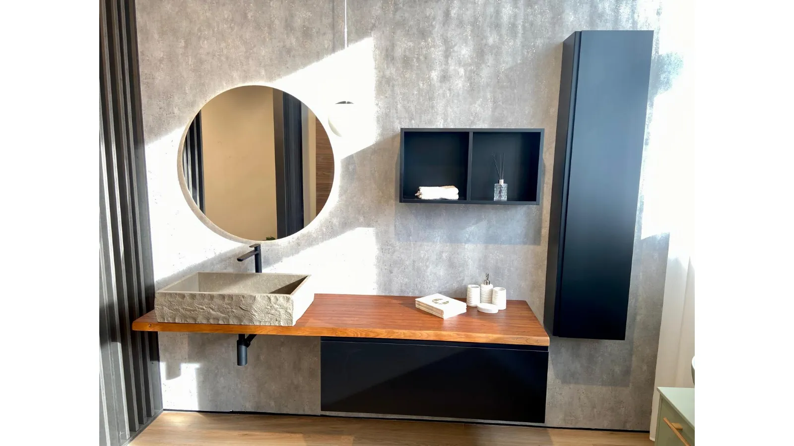 Mobile bagno in Rovere bollito