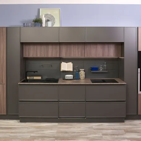 Cucina Moderna Rewind lineare Frassino Creta e laccato opaco Carruba di Creo
