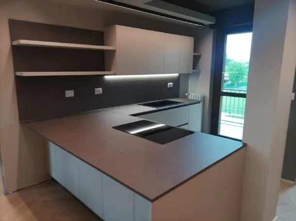 Cucina su misura desert e top brown