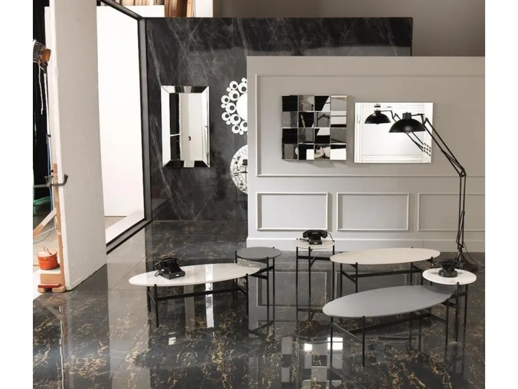 Tavolino rotondo o ovale Thor con top in ceramica di Stones