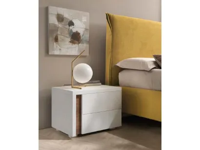 Comodino Malindi finitura Noce Bianco con inserto maniglia Noce Naturale di Gierre Mobili