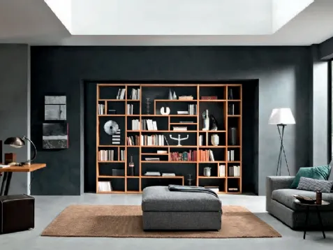 Libreria a muro capiente in legno chiaro Mixer CM10 di FGF Mobili
