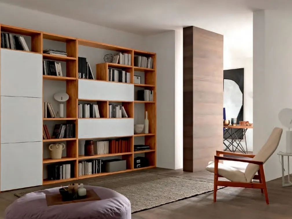 Libreria a muro in legno e laccato bianco opaco Mixer CM28 di FGF Mobili
