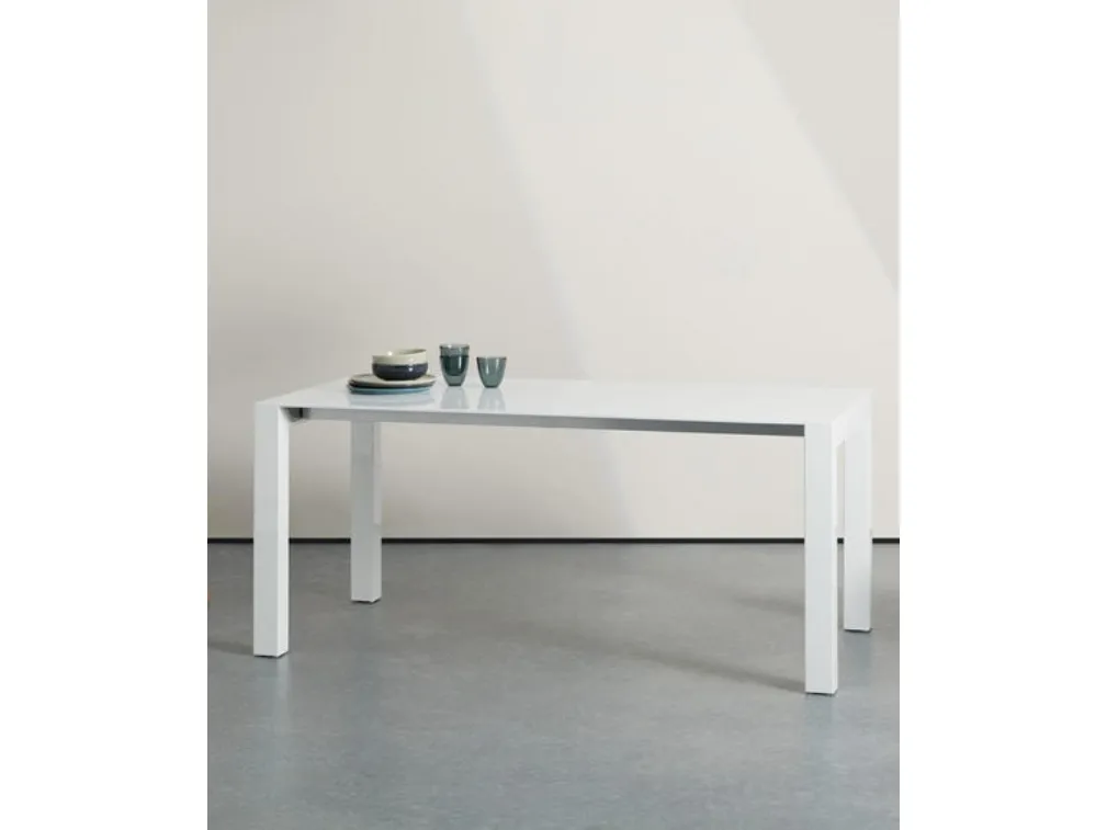 Tavolo Neal in MDF grigio di Stones