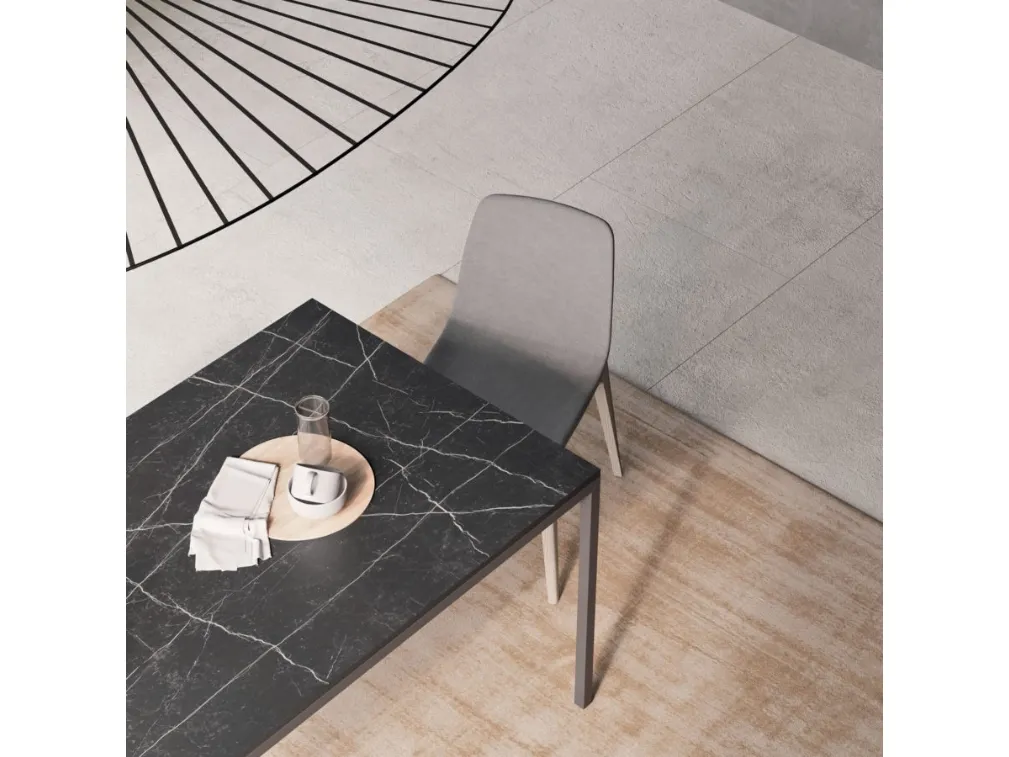 Tavolo di design con piano in marmo Slim 01 di Orme