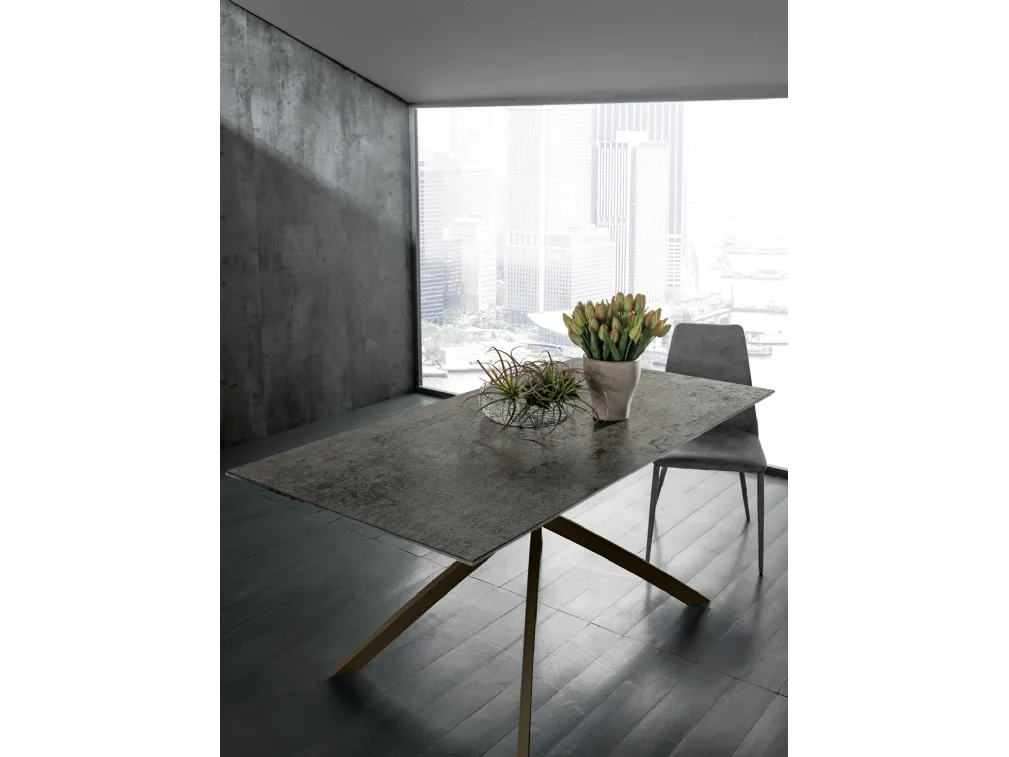 Tavolo Twist 180 con struttura in metallo verniciato e piano in legno di Zamagna
