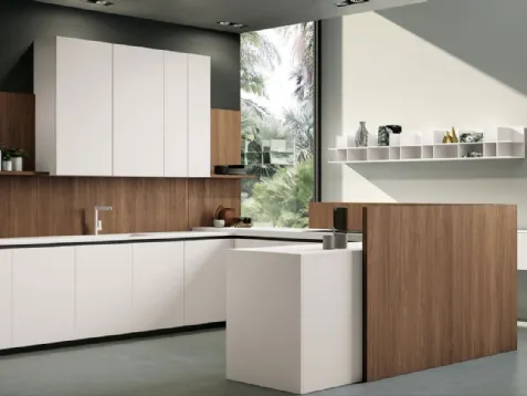 Cucina in laminato bianco e noce